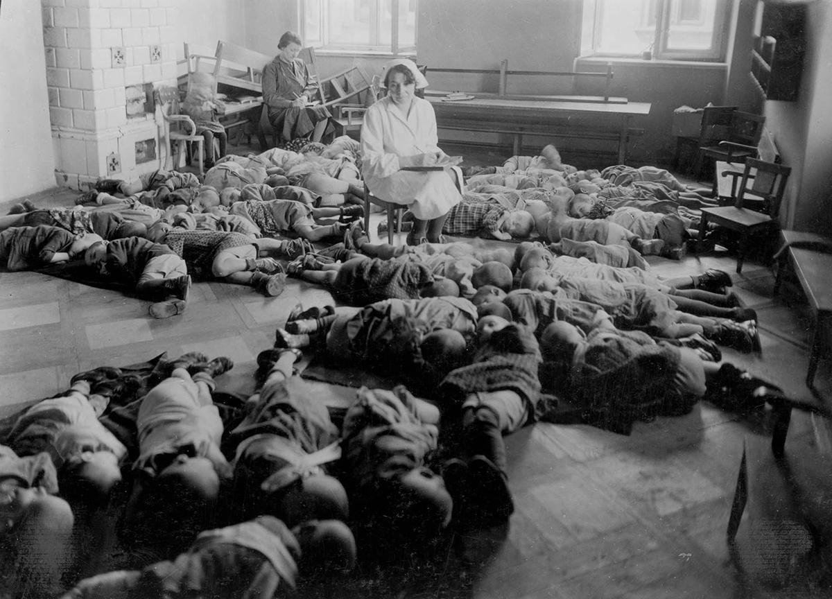 Rest period in a children's home at 10 Graniczna St., Warsaw ghetto