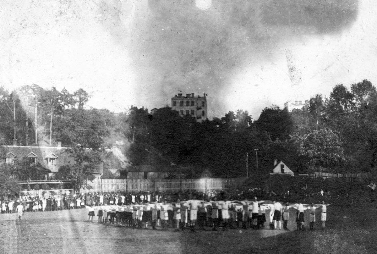 Gymnastics display at the opening of the Maccabi sports field in Vilna, 10 June 1922