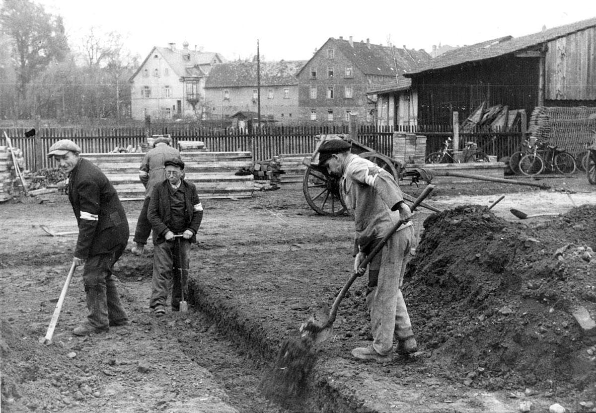 Jewish forced laborers digging a sewage ditch, Hanau, Germany, October 1941