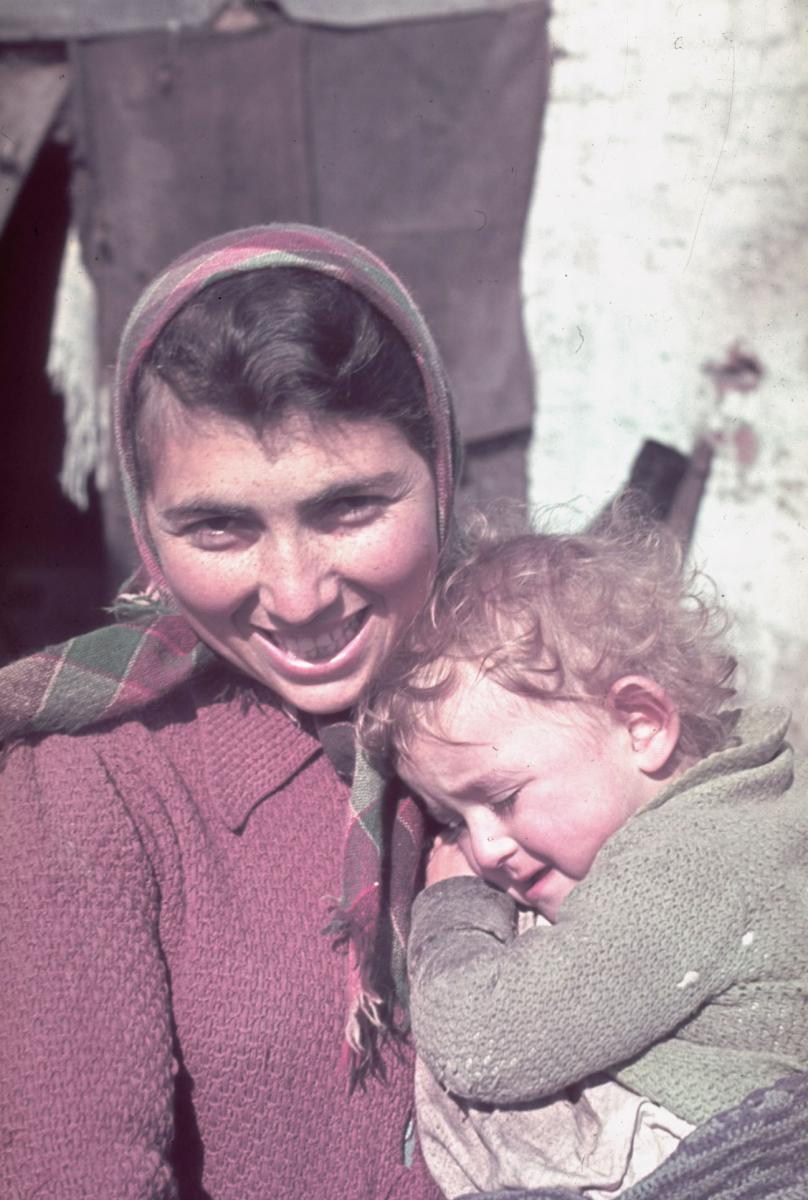 A woman and a child in the Kutno ghetto, Poland, Early 1941