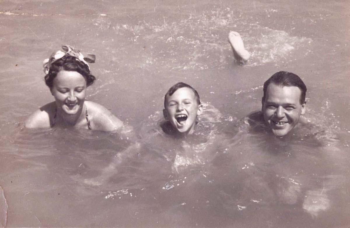 Peter Klein (the submitter) with his parents, Arpad Yitzhak and Irene, on a vacation in Budapest, Hungary before the war