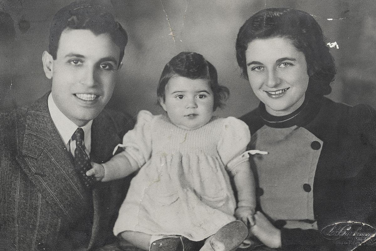 Carmen Sorias as a toddler, with her parents, Claire-Clara and Moϊse-Moshe, Milan, Italy, 1940