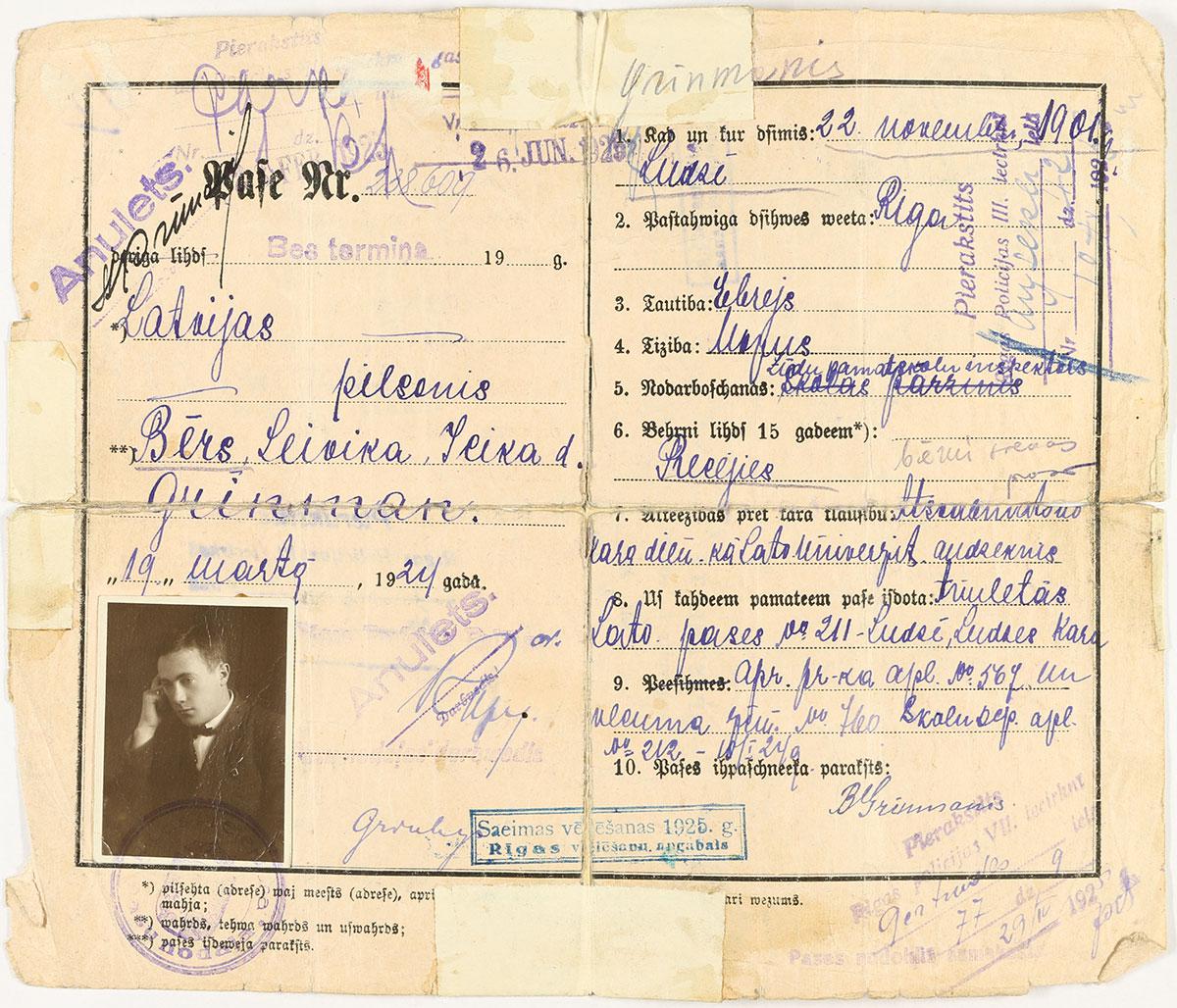 Documents personnels ayant appartenu à Boris Grinman, retrouvés dans des fonds d’archives lituaniens
