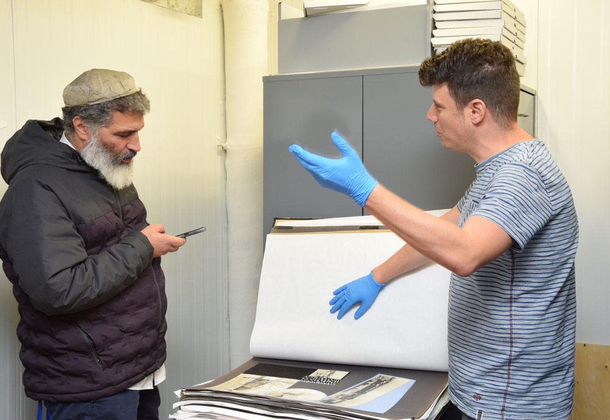 Shai Azoulay visits the Photo Archives, accompanied by Head of the Digital Content Section Jonathan Matthews