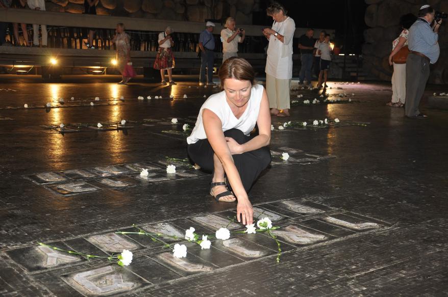 Kristine Johansson-Smith in the Hall of Remembrance
