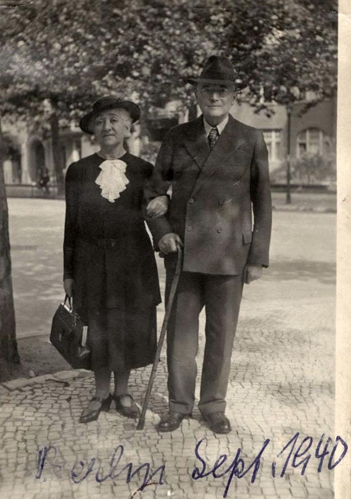 خانواده یعقوبی در برلین، 1940