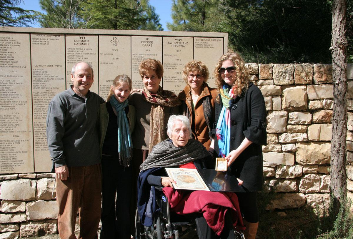 The daughters of Joachim Flescher and their family, 21 February 2008, with their mother, Righteous Among the Nations Anna Riesen-Flescher. Anna Riesen rescued Joachim Flescher in Italy and married him after the war