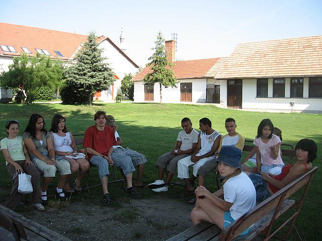 Péter Heindl's students in Magyarmecske, Hungary
