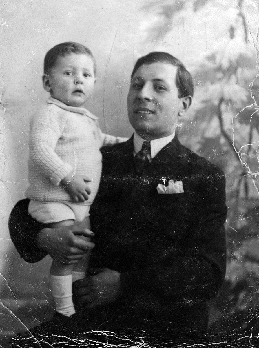 Max Wolkowicz avec son fils Pierre, vers 1929