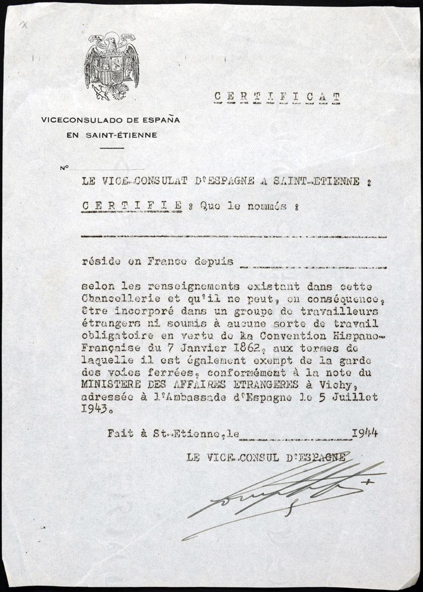Modelo de Certificado para la exención de españoles del STO firmado por el Cónsul Skornicki-Montero
