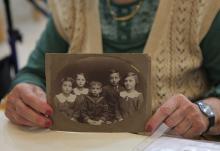 לאסוף את השברים - מבצע לאומי להצלת פריטים אישיים מתקופת השואה