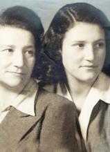 "כתמים של אור" - להיות אישה בשואה