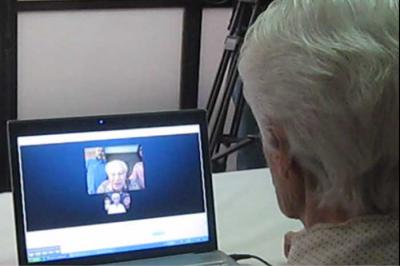 Esther Bielski (née Hauszpeigel) &quot;virtually&quot; reunited with her brother Wolf Hall via &quot;skype&quot;. (September 2011) 