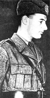 Raoul Wallenberg con uniforme sueco