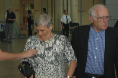 Emotional reunion at Ben Gurion airport between siblings Hilda Shlick and Simon Glasberg