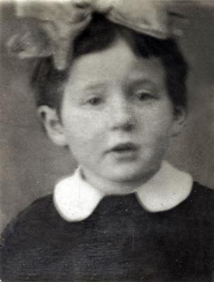 דבורה בזמן שהותה במסתור אצל אנה טרבסובה, 1944