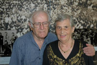 Siblings Hilda Shlick and Simon Glasberg at Yad Vashem