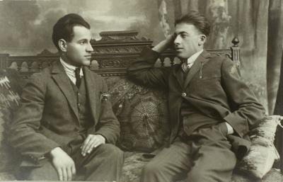לופו קרדינציוסו (משמאל), יאסי, שנות ה-30