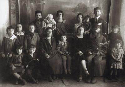 משפחת פרידלינג מחלם לפני השואה.