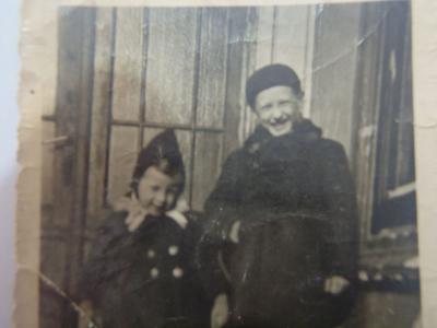 Alberto y su hermana Erika - Budapest, 1934