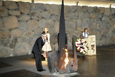 Jesper Vahr, Danish Ambassador to Israel, rekindles the eternal flame in the Hall of Remembrance