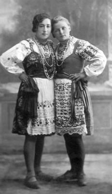Ольга Глушакова и Анна Рысина. 1931 год