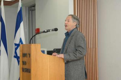 Uri Orlev, speaking at Yad Vashem
