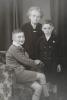 Ziegmond Kaufman, son cousin Bernd et leur tante Tekla après la guerre