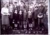 יחיאל איווניר, דודו של מוסר התמונה אברהם איווניר עם קבוצת חברי תנועת המזרחי, ברהומט פה סירט, 1932