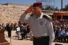Chief of Staff, Moshe Ya'alon, salutes after laying a wreath at Yad Vashem 29/4/2003