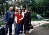 Справа налево: Броня Вансаускене, ее дочь Евгения, внучка Аурелия, зять Витаутас и Иозялис Траубергас (Йоэль Тровберг). 2000 год