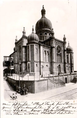 Postkarte der großen Synagoge auf dem Michelsberg, Wiesbaden. Die Synagoge wurde 1869 eingeweiht