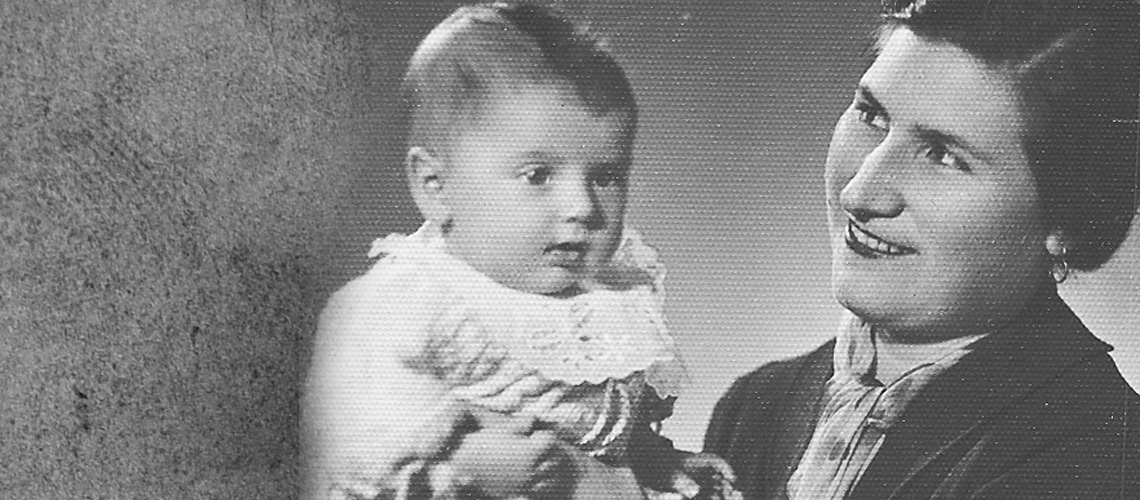 קרולינה קסורלה ותינוקה יוסף בסלוניקי, 1942