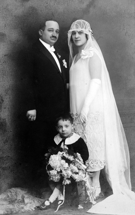 Moric Kalderon y Regina Majer el día de su boda. Belgrado, principios de la década de 1920