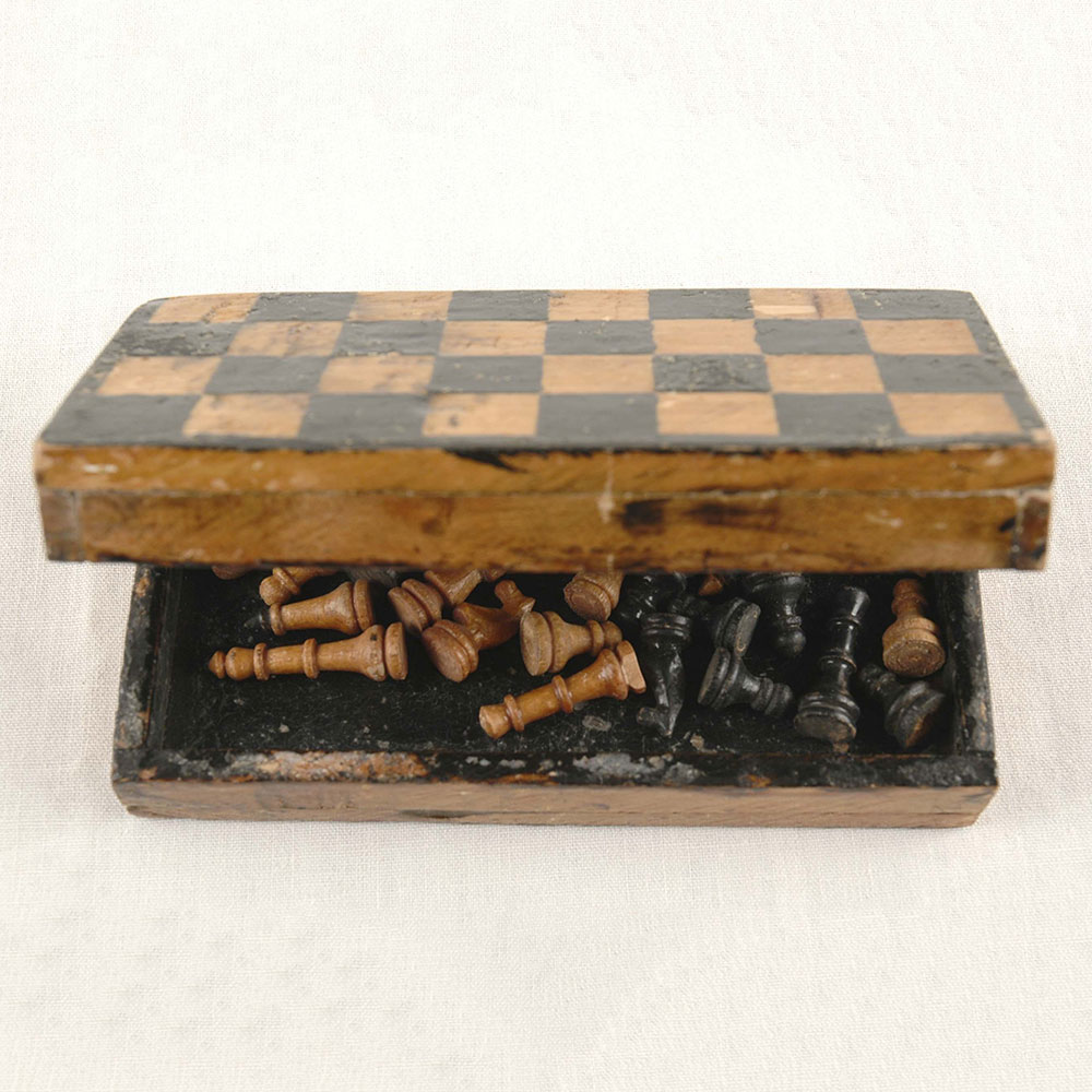 A Chess game that Arie Klein from Tiszasuly, Hungary made in 1946 in the British camp where he was detained as a Ma’apil.