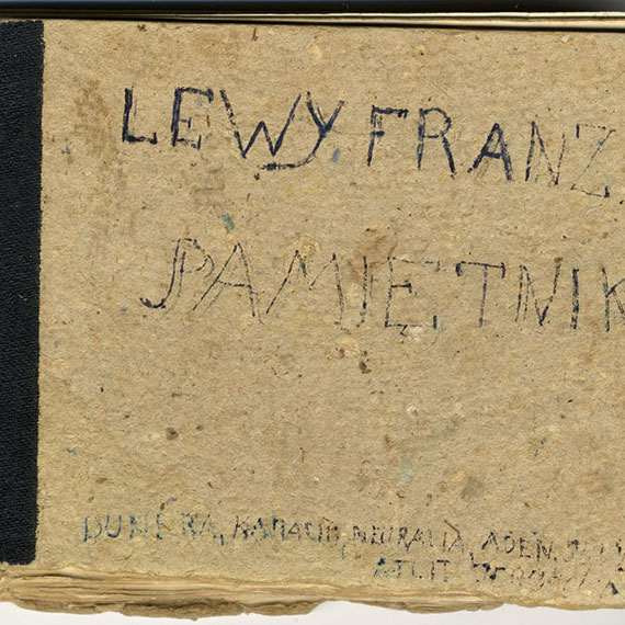 מחברת זיכרונות של יצחק-פרנטישק לוי, מילדי טהרן, בה כתבו וציירו חבריו למסע