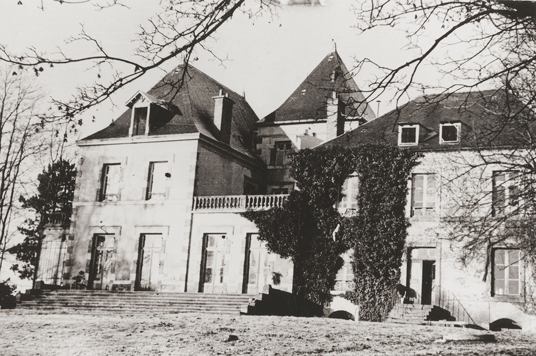 View of the Château de Chabannes OSE (Oeuvre de Secours aux Enfants) children's home, France, 1941
