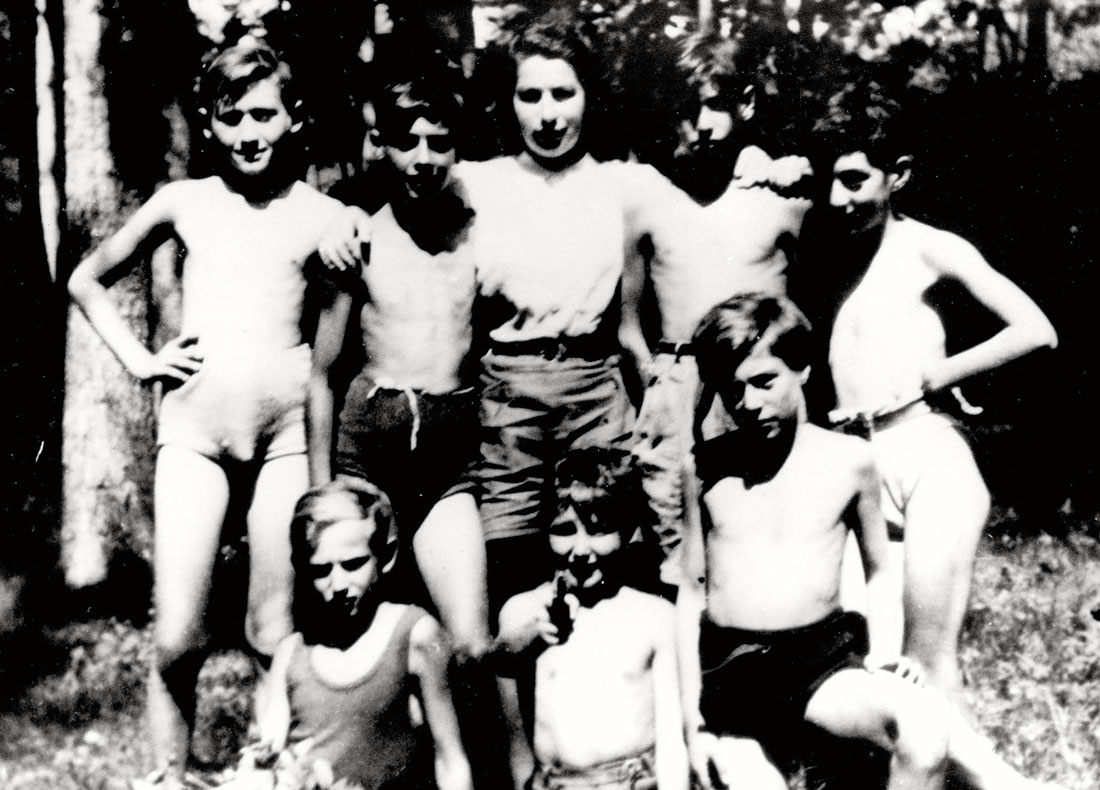 ילדי בית הילדים, איזיו, קיץ 1943