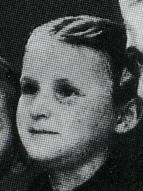 Mina Halaunbrenner. L'une des enfants de la maison d'enfants d'Izieu, France. Mina, huit ans, fut assassinée à Auschwitz