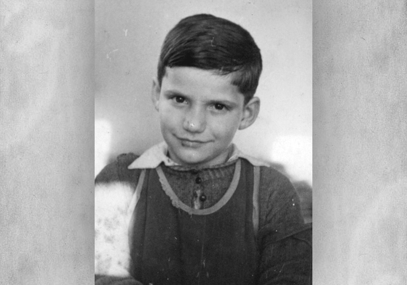 יעקב טפר בבית הילדים בזאקופנה, פולין, 1946