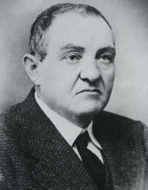 Pinchas Lev-Tov, owner of a bookshop and Hebrew book publisher in Bălţi