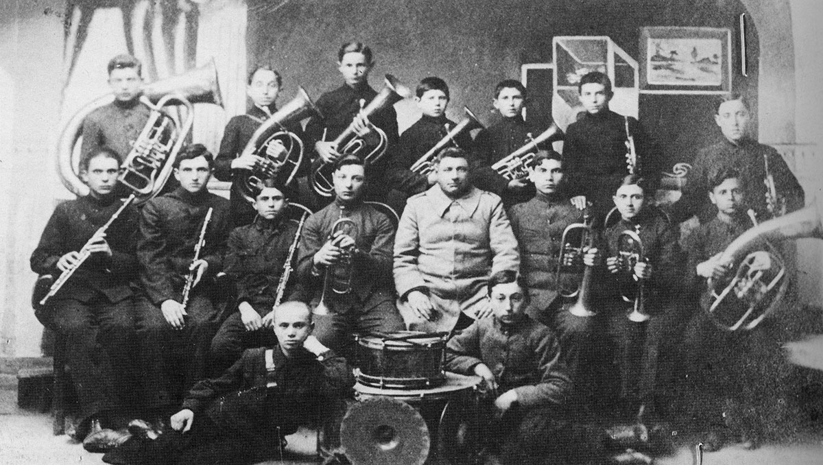 The orchestra at its founding, 1923