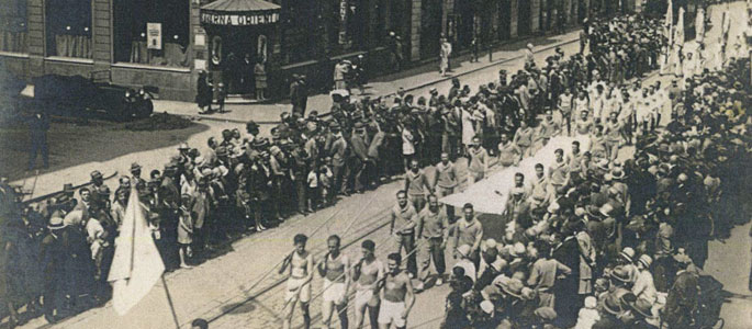 Members of the Maccabi Hatzair youth movement on a parade through the streets of Bratislava, 28-29 June 1925