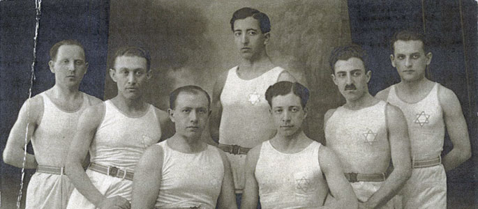 Bratislava, athletes from the Maccabi Hatzair youth movement, 5 July 1926