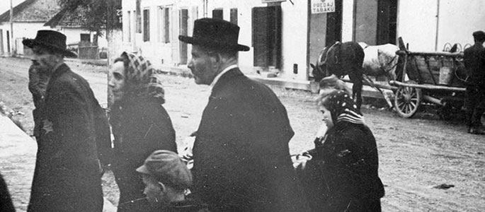 ברטיסלווה, יהודים עם חפציהם בעת גירוש