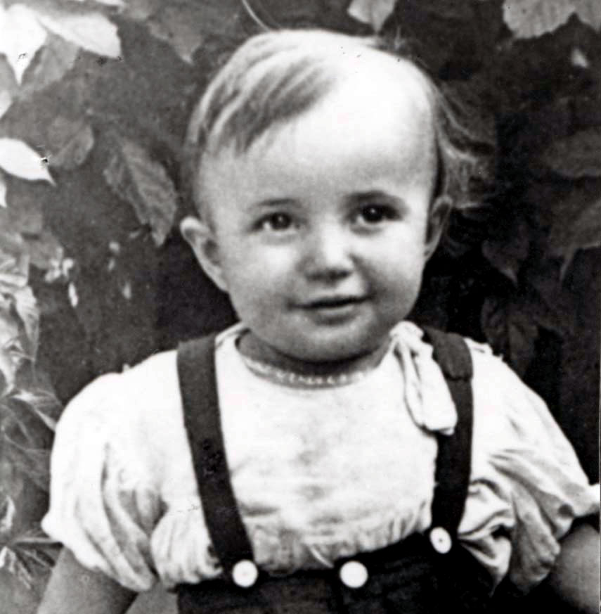 Grigori Shehtman was born in Kiev, Ukraine, in 1934. He was murdered in 1941 at Babi Yar.