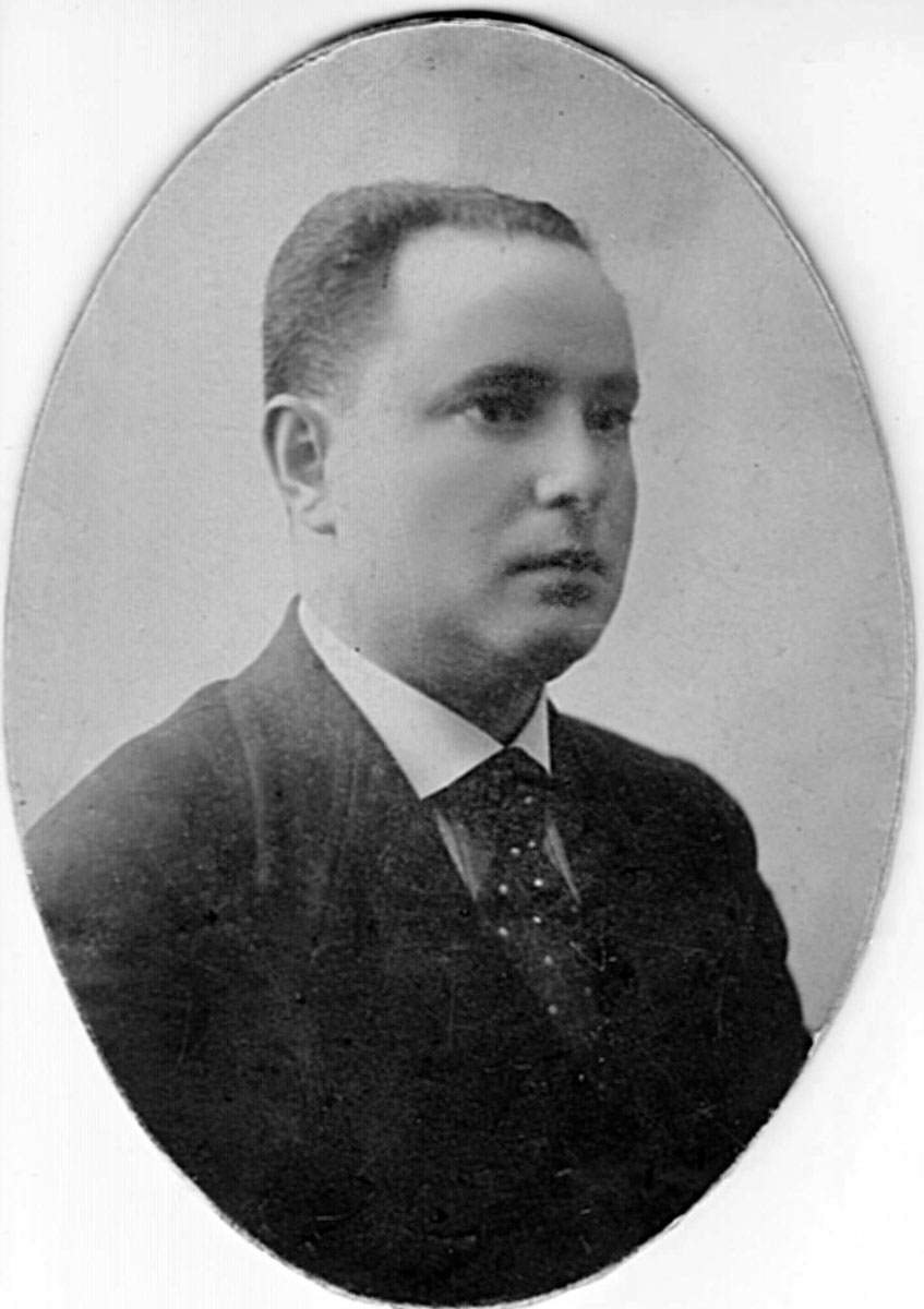 German Mirenski lived in Kiev, Ukraine. He was murdered in September 1941 at Babi Yar.