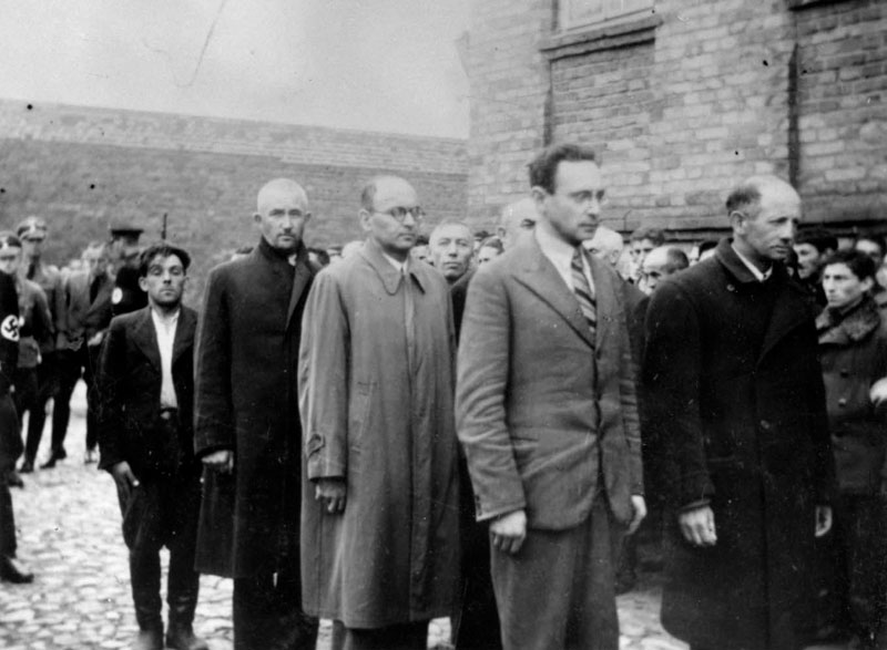 Registration of Jewish men in the courtyard of the Plonsk prison, while being beaten, 19 September 1939