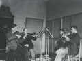 רביעיית כלי מיתר בבית המדרש למורים יהודיים, וירצבורג 1936/7. משמאל, הברון ארנסט פון מנשטיין