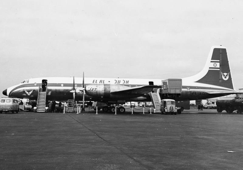 El Al-Maschine Brittanis 4X, die den Direktflug von Argentinien nach Israel ermöglichte, 1960